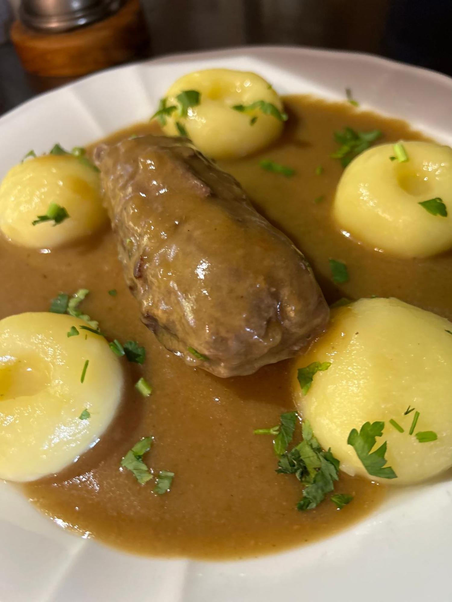 Noclegi I Restauracja Zodiak Szalsza Bagian luar foto